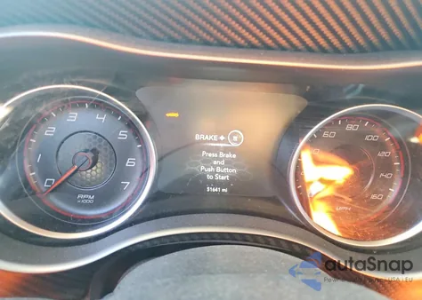 2021 Dodge Charger R/T из США, поврежденный, VIN 2C3CDXCT8MH682129